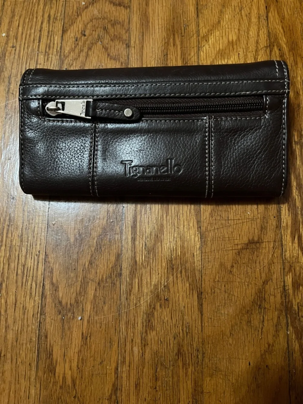 Tignanello sleek leather